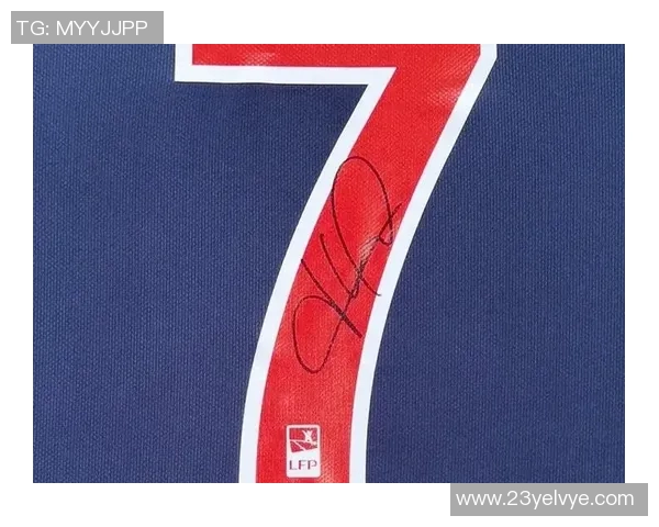 足球明星队服签名图片珍藏版揭秘球员背后的故事与激情 足球明星队服签名图片珍藏版揭秘球员背后的故事与激情