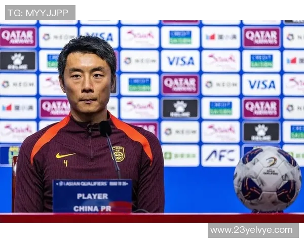 卡塞米罗的足球之路：从巴西天才到欧洲顶级中场的蜕变与荣耀